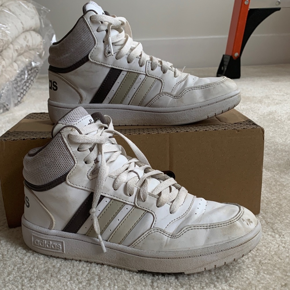 Adidas Kids White and Gray Mid-Top Sneakers